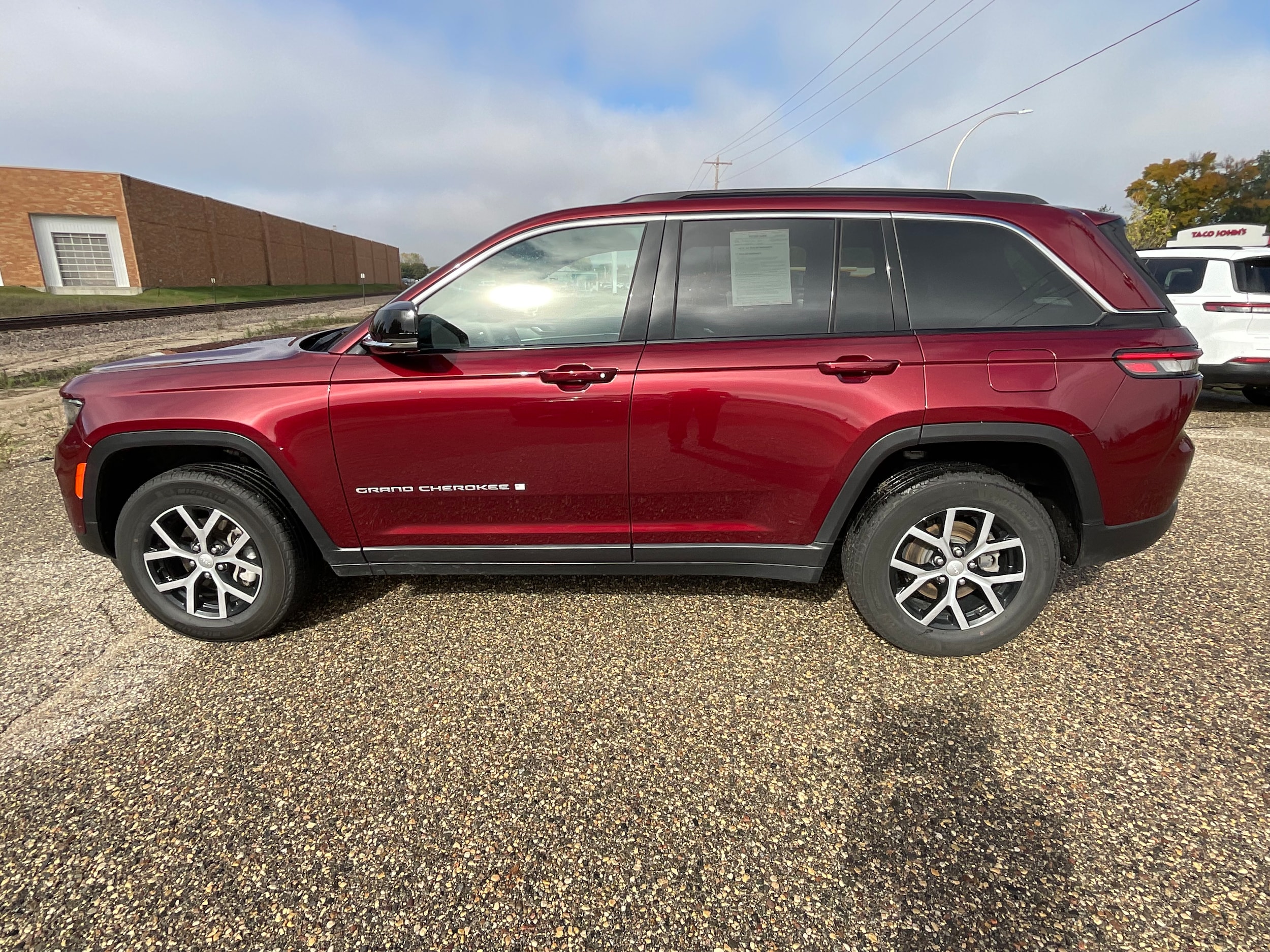 Used 2024 Jeep Grand Cherokee Limited with VIN 1C4RJHBG5R8576422 for sale in Litchfield, Minnesota
