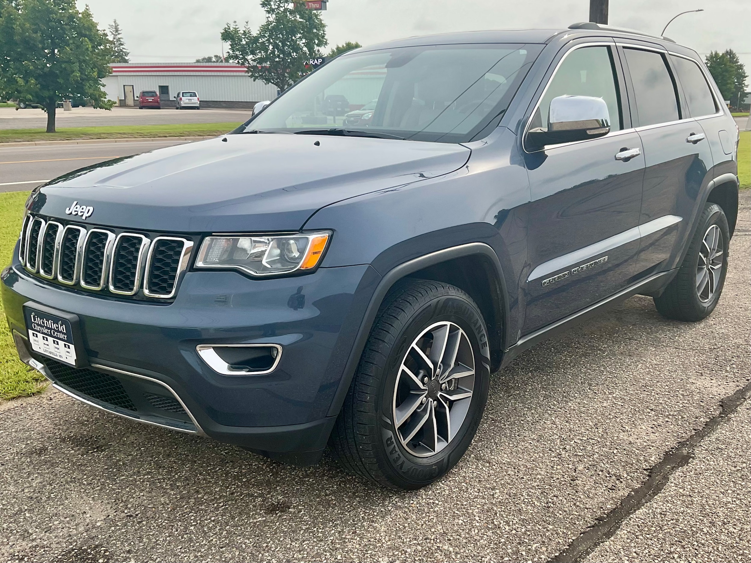 Used 2021 Jeep Grand Cherokee Limited with VIN 1C4RJFBG7MC826897 for sale in Litchfield, Minnesota