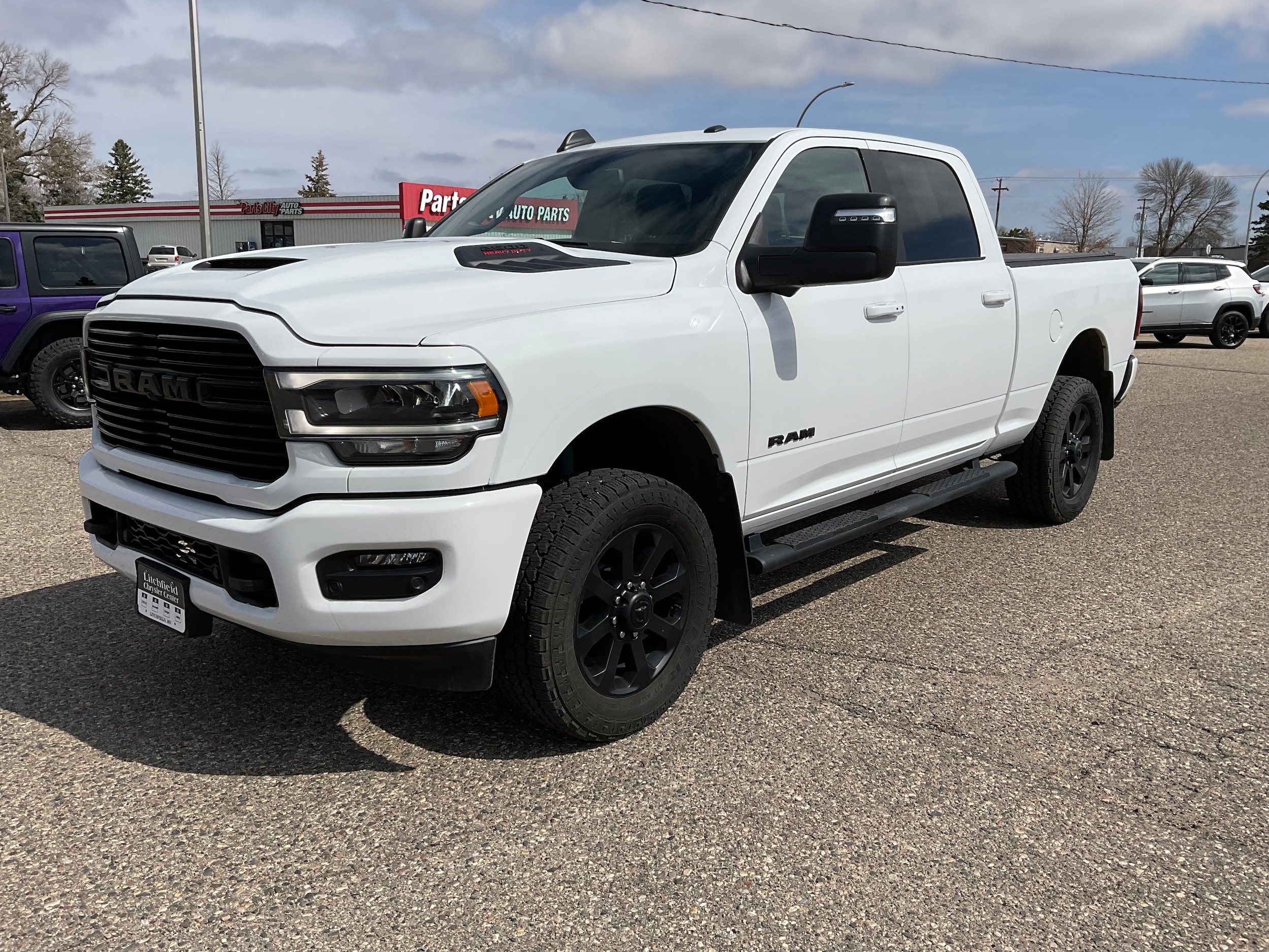 2024 RAM 2500 Laramie Crew Cab 4WD