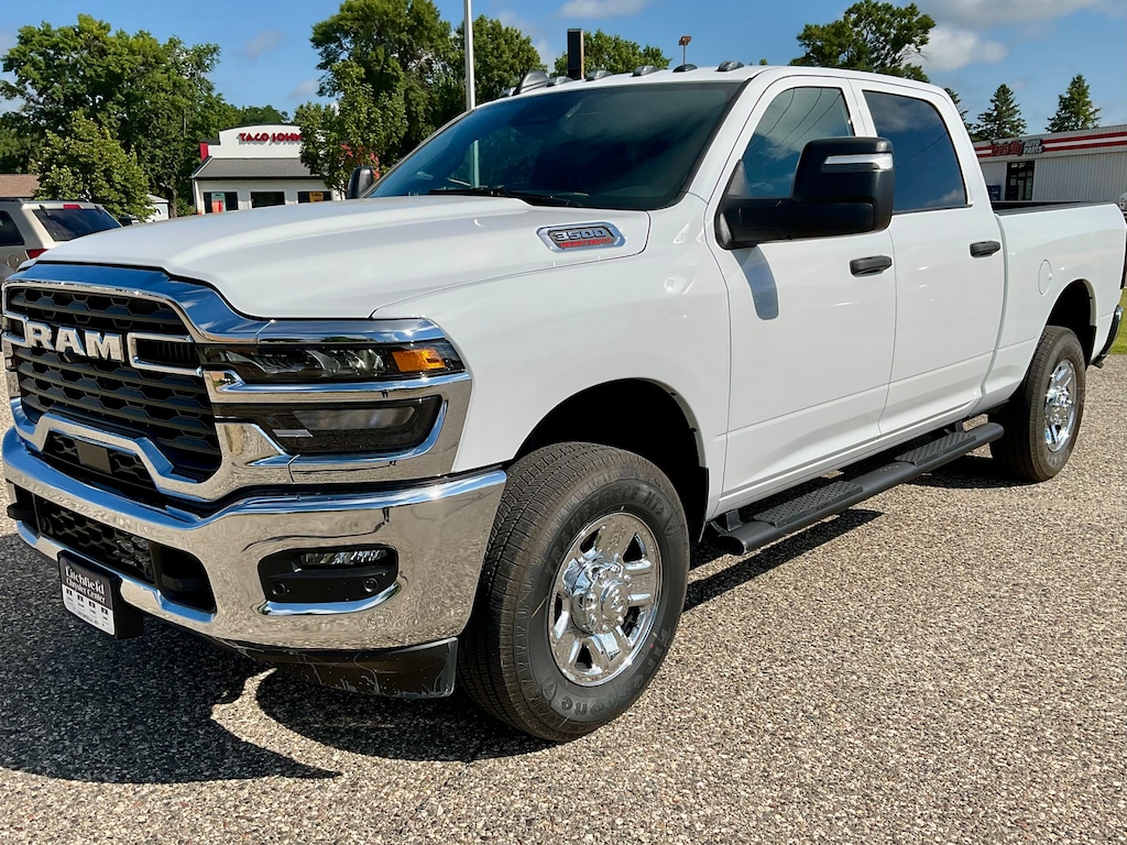 2026 Ram 3500 Tradesman photo 2
