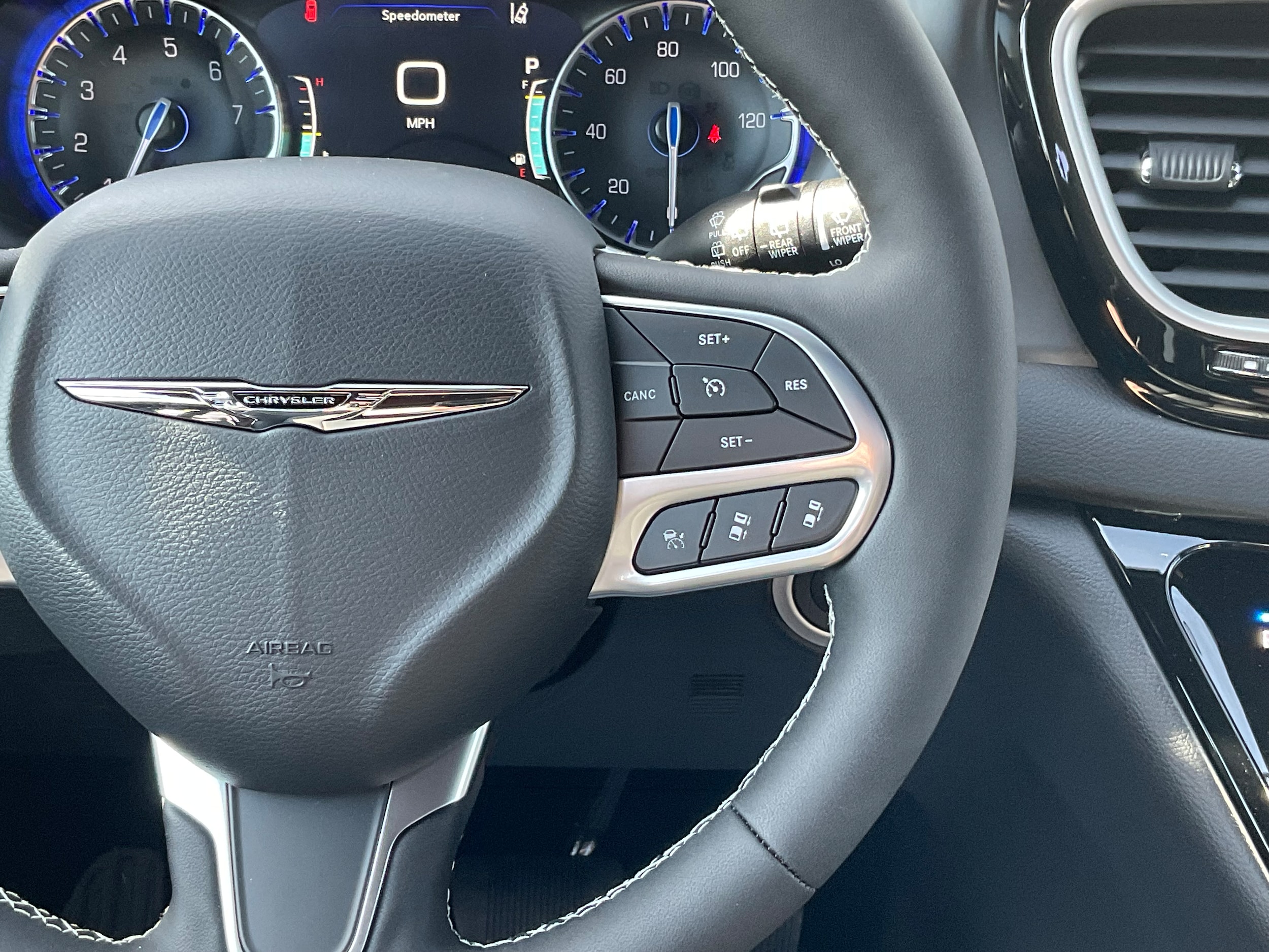 2026 Chrysler Voyager LX - Photo 23