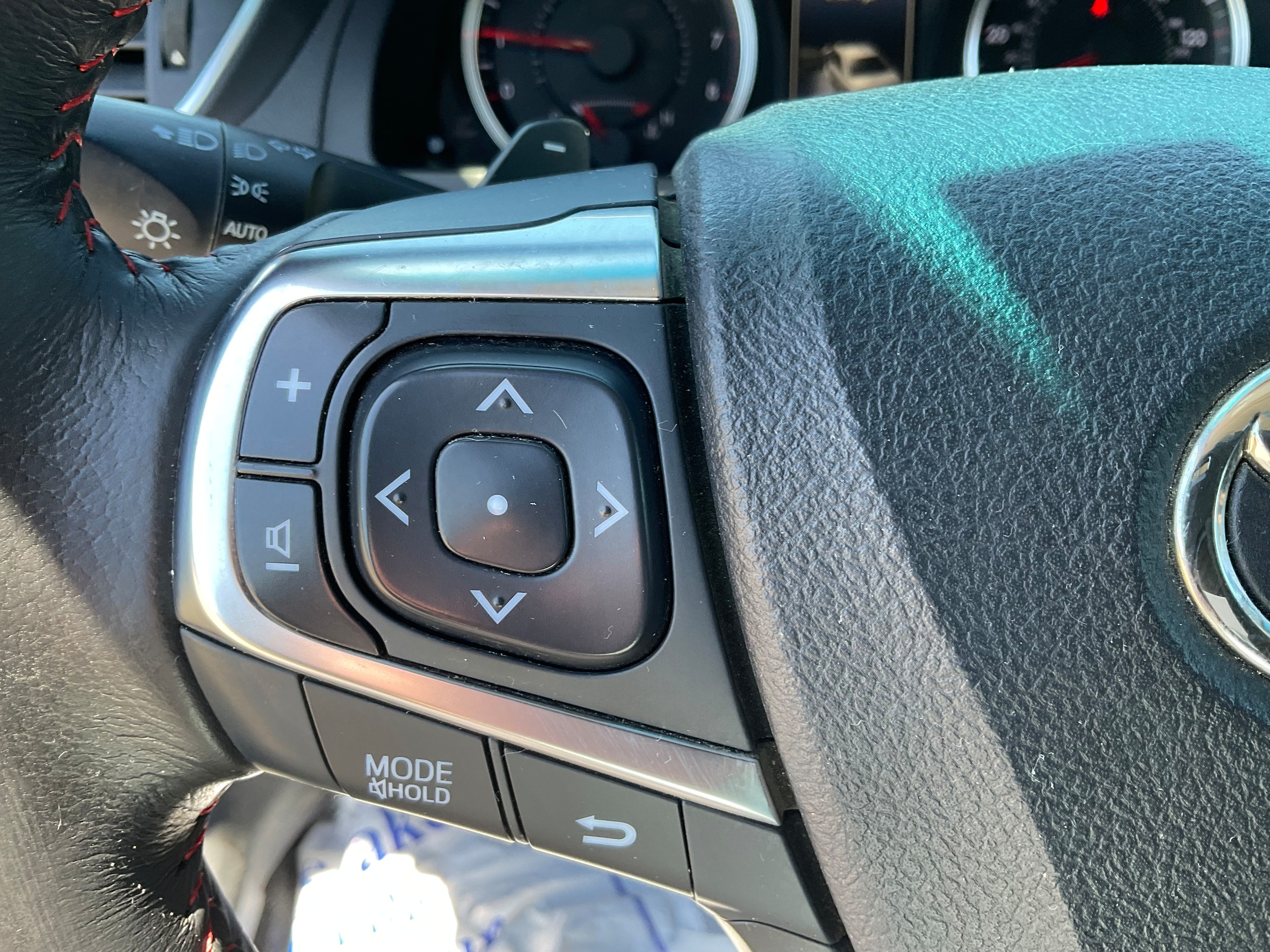 2016 Toyota Camry Special Edition - Photo 15