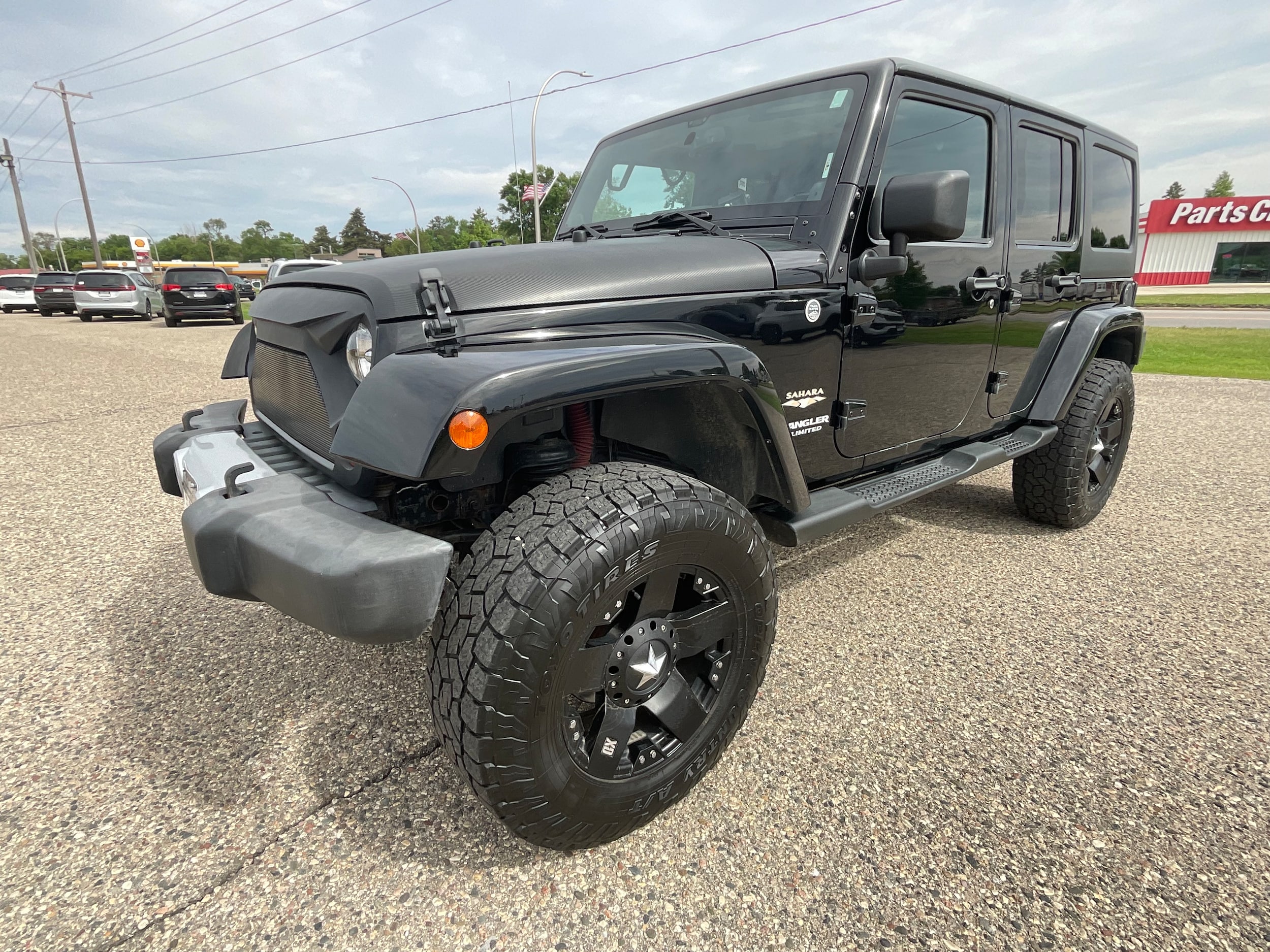 2013 Jeep Wrangler Sahara's photo