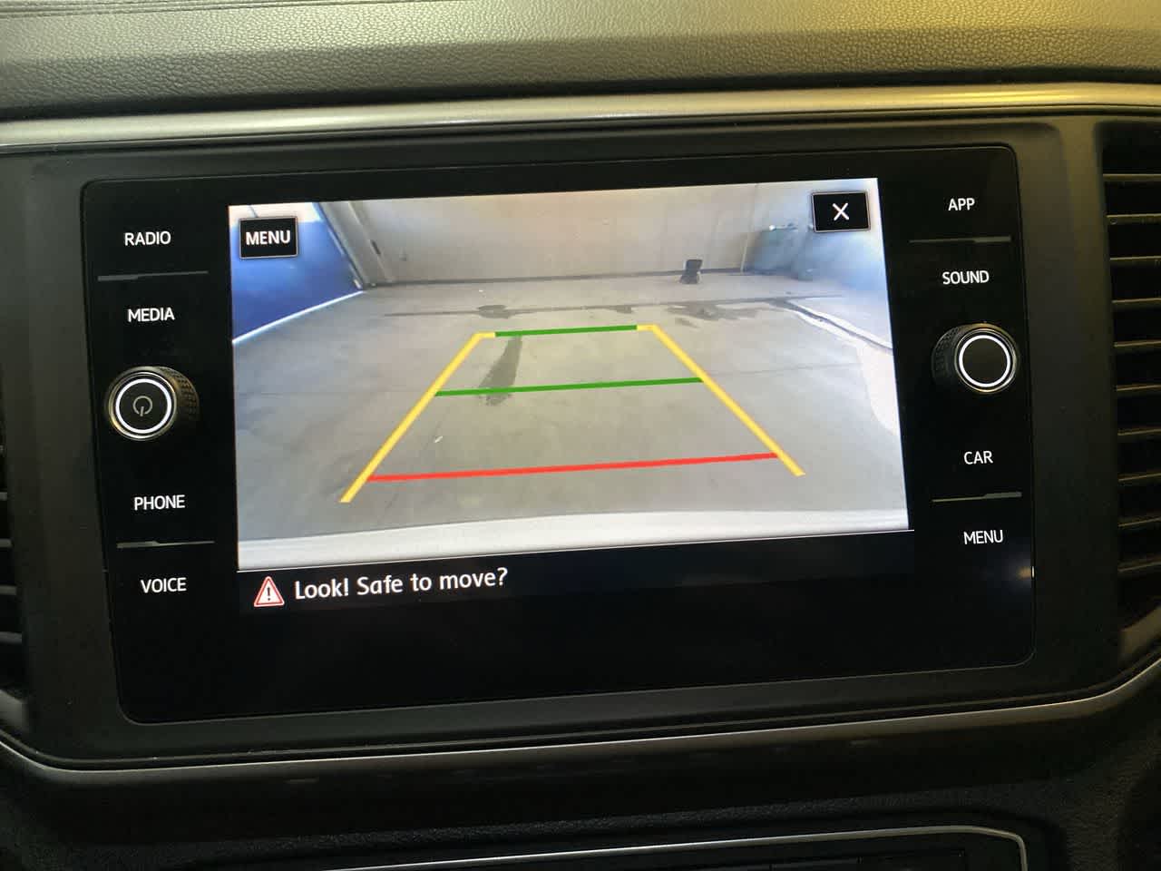 Thumbnail: 2020 Volkswagen Atlas - 16