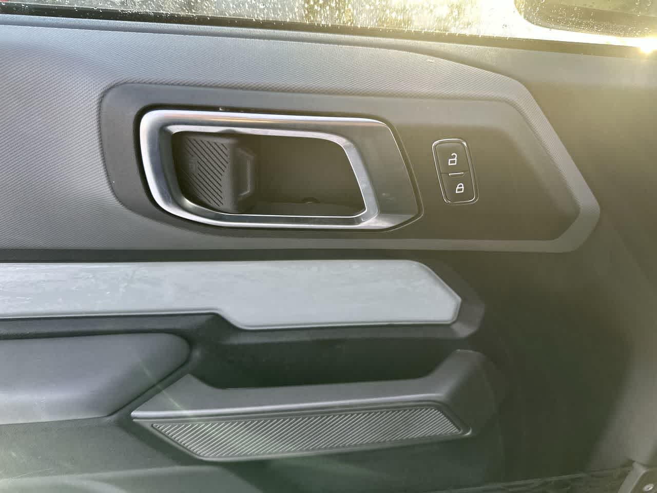 Thumbnail: 2022 Ford Bronco - 6