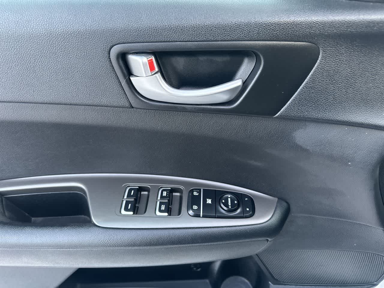 Thumbnail: 2020 Kia Optima - 6