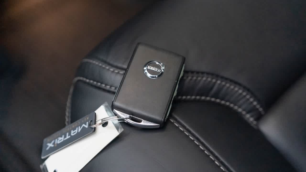 Thumbnail: 2022 Volvo XC60 - 42