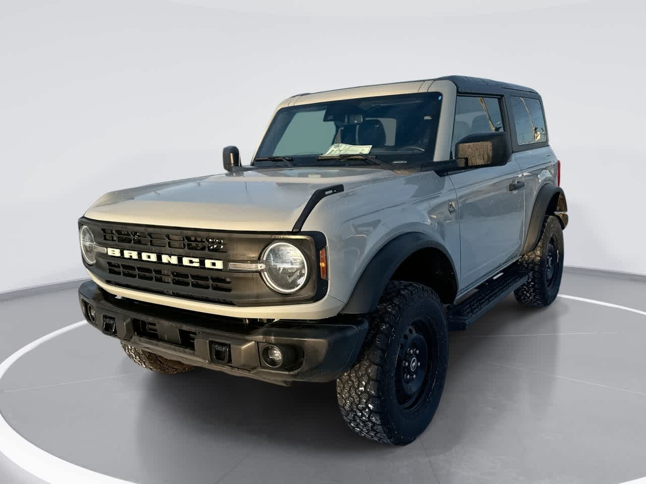 2022 Ford Bronco 2-Door Black Diamond's photo