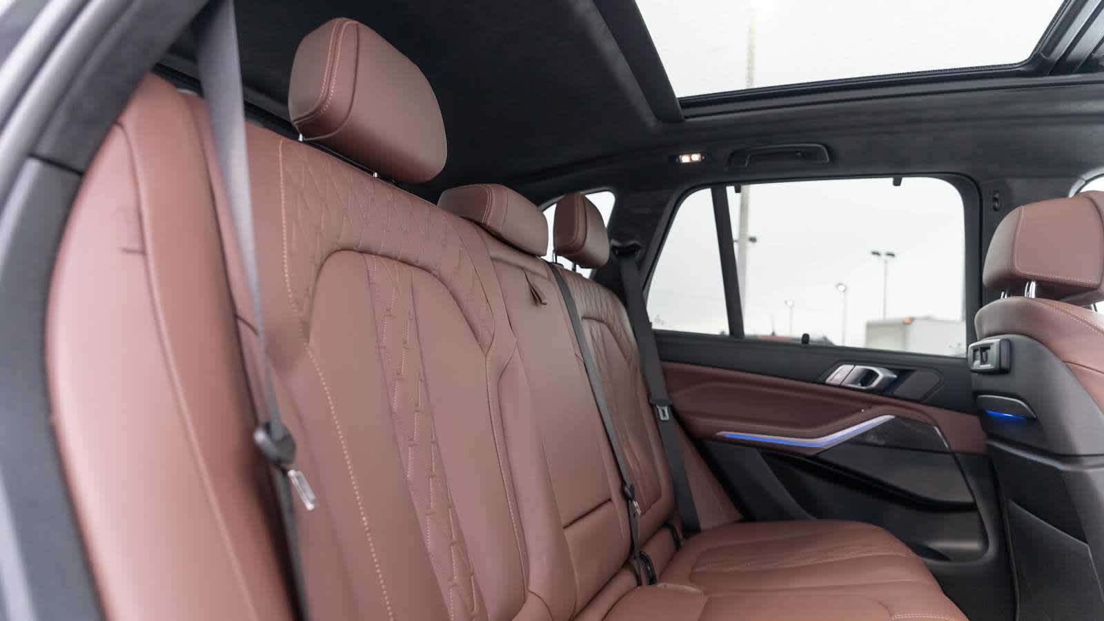 Thumbnail: 2021 BMW X5 - 47