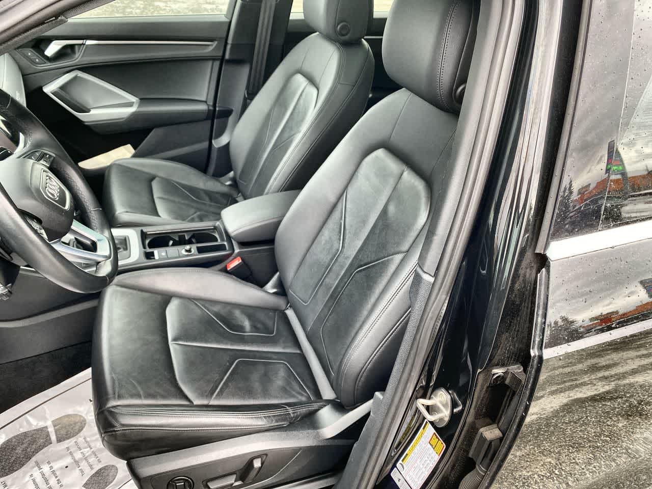 Thumbnail: 2022 Audi Q3 - 10