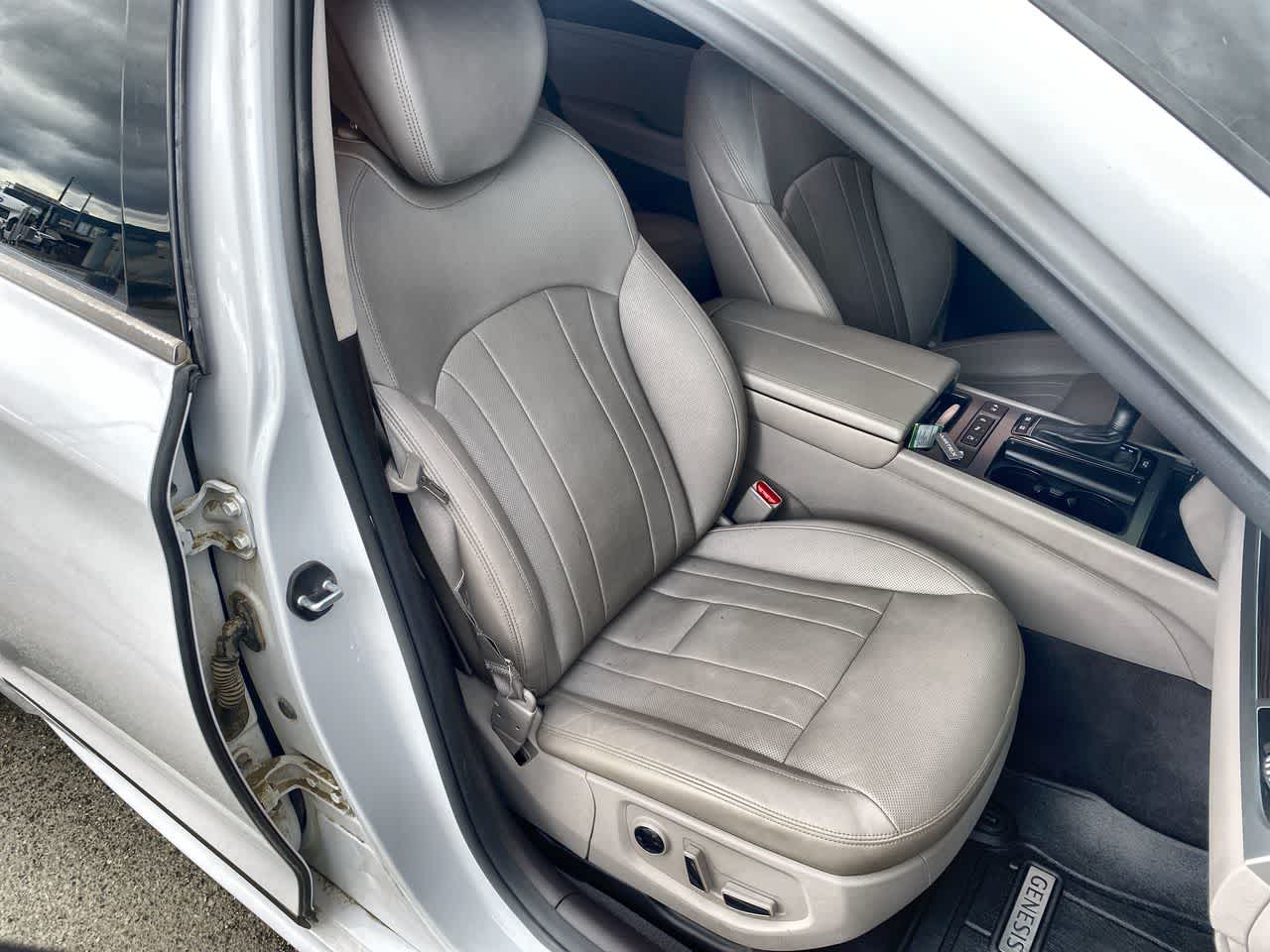 Thumbnail: 2019 Genesis G80 - 23