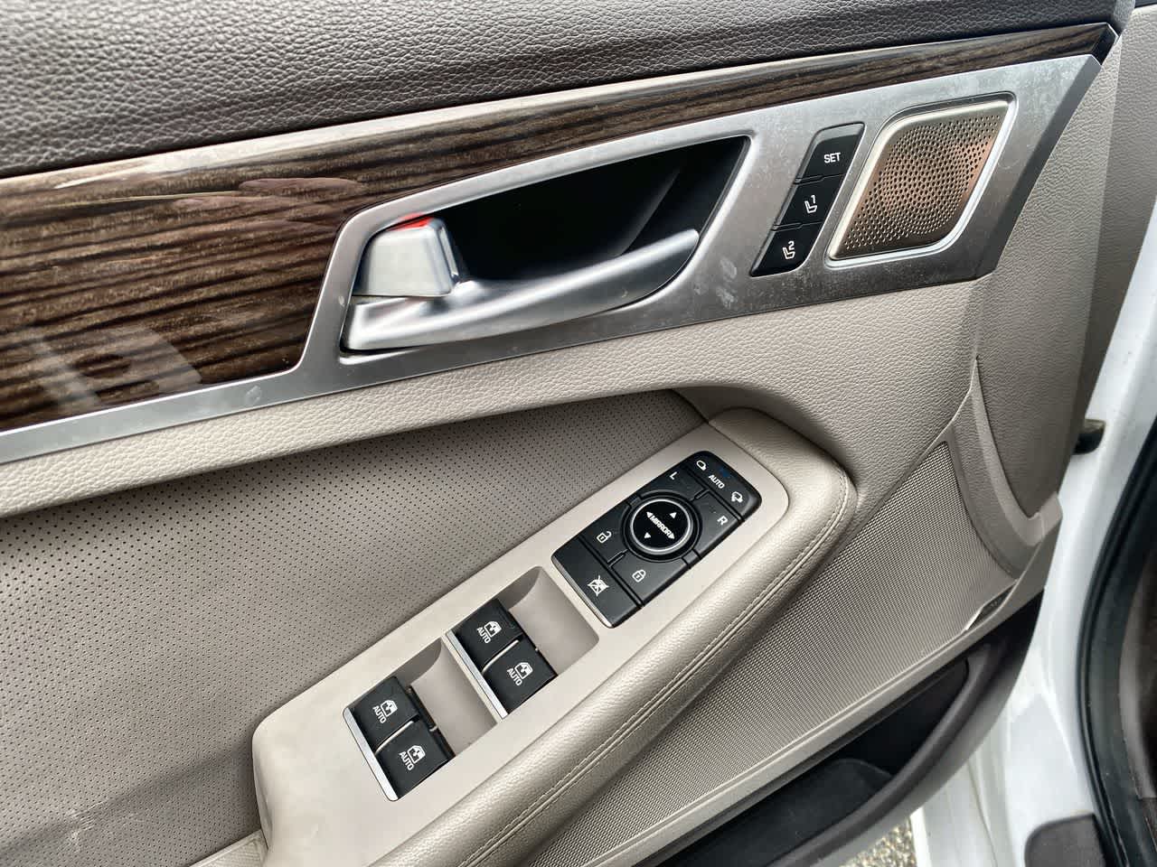 Thumbnail: 2019 Genesis G80 - 11