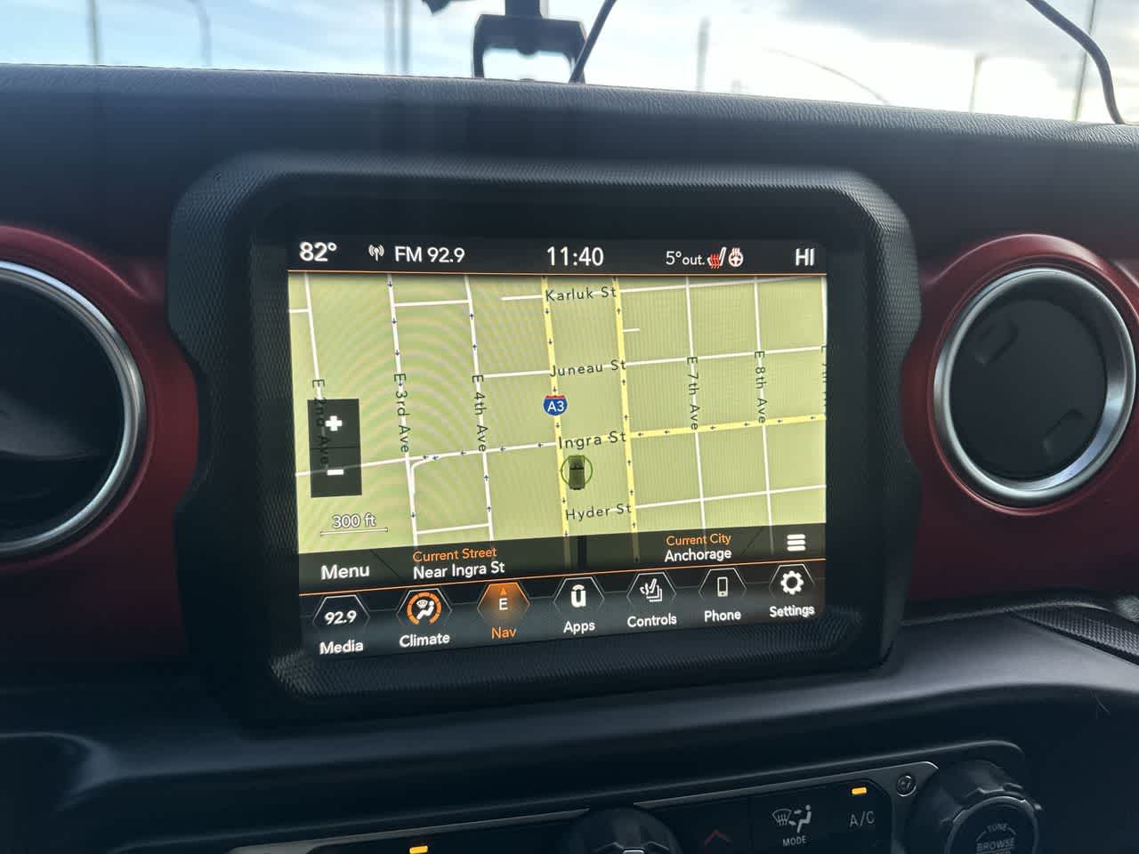 Thumbnail: 2022 Jeep Wrangler - 11