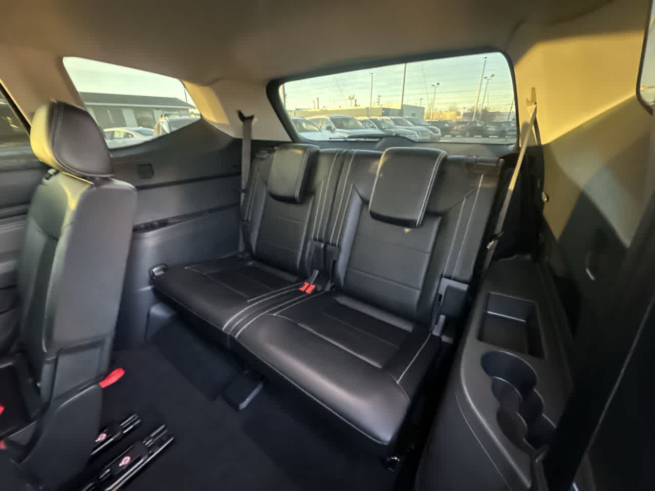 Thumbnail: 2022 Volkswagen Atlas - 16