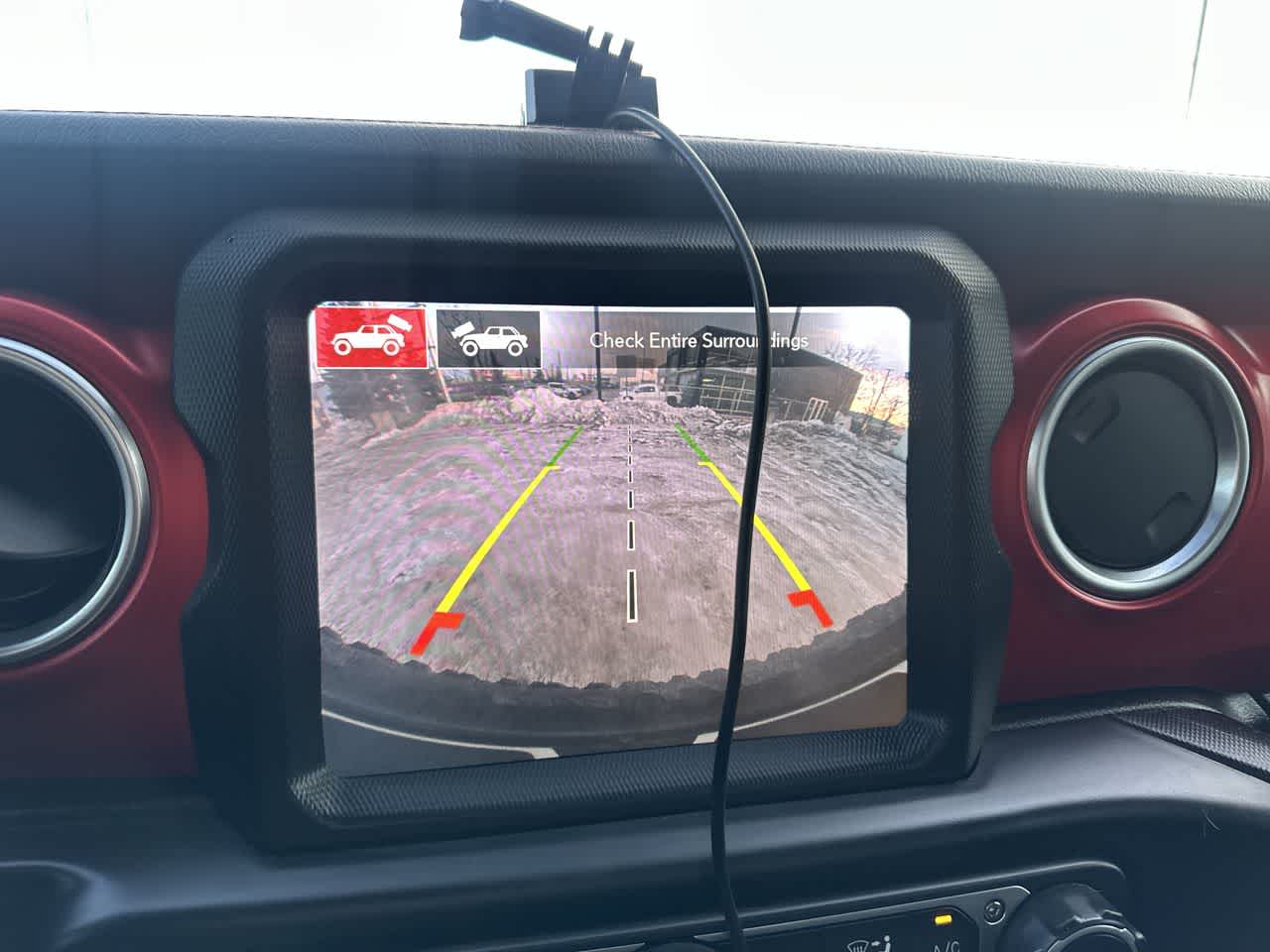 Thumbnail: 2022 Jeep Wrangler - 9