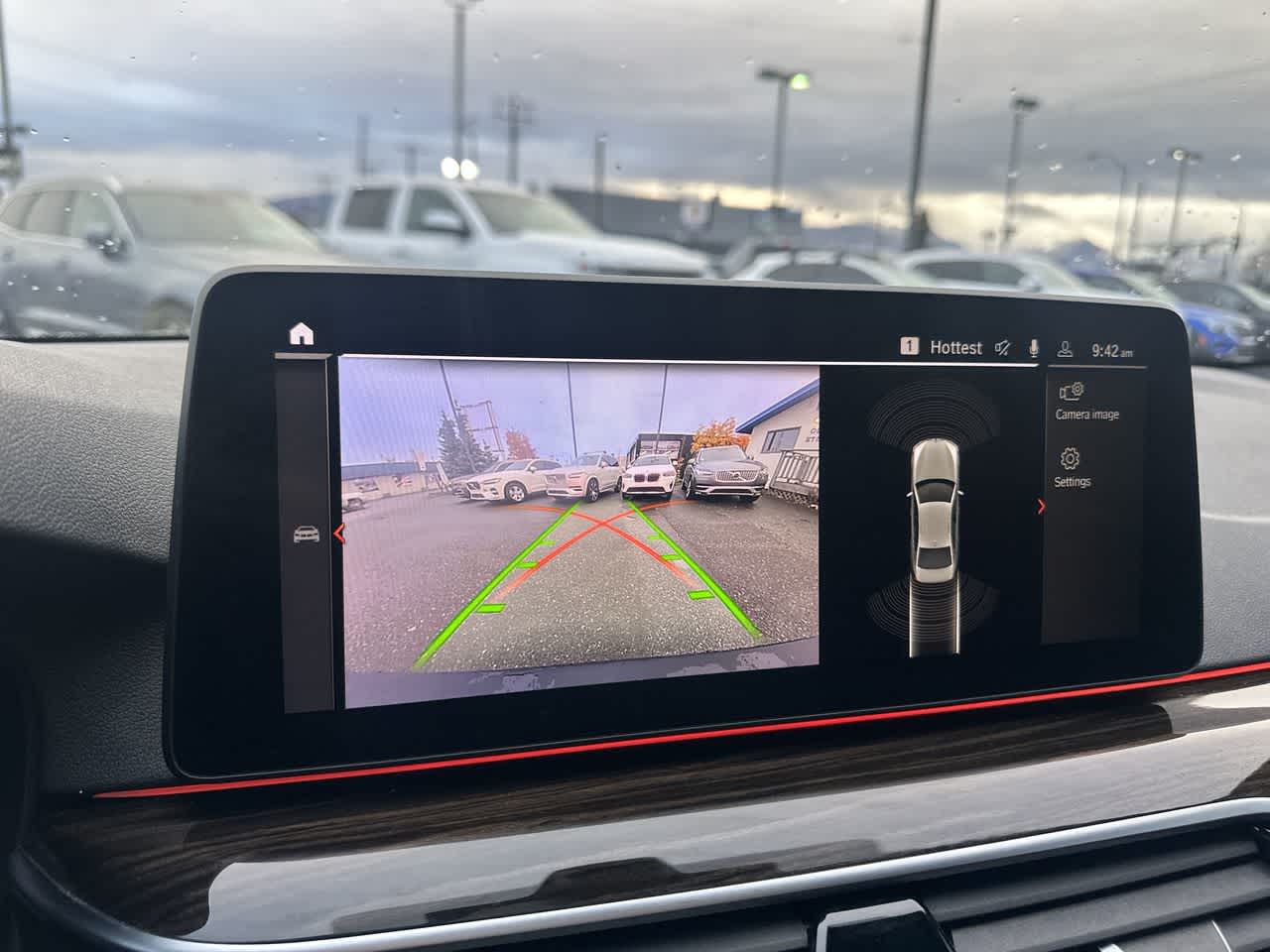 Thumbnail: 2022 BMW 5 Series - 10