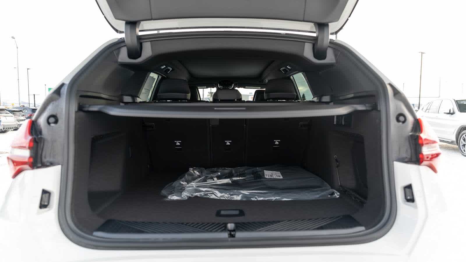 Thumbnail: 2026 BMW X3 - 8