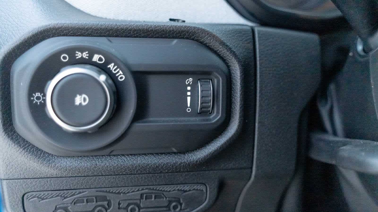 Thumbnail: 2024 Jeep Wrangler - 37