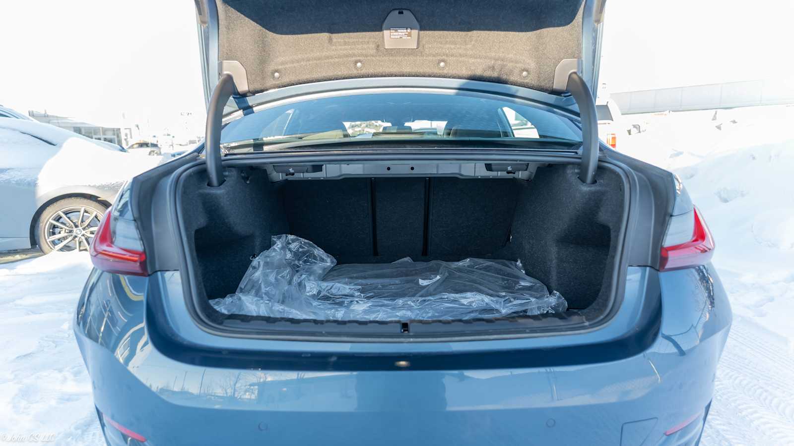 Thumbnail: 2025 BMW 3 Series - 6