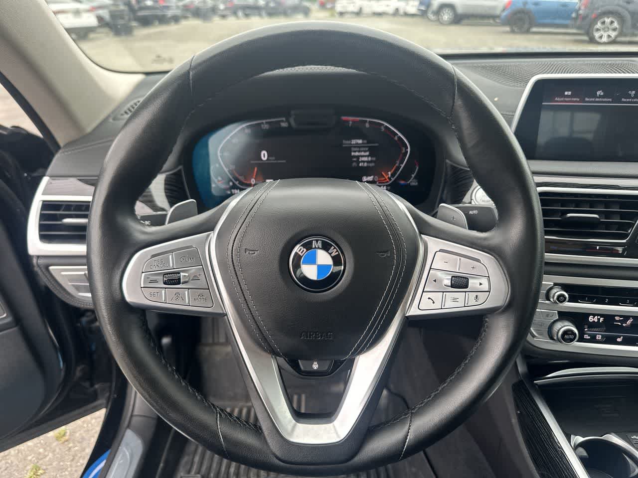 Thumbnail: 2022 BMW 7 Series - 7