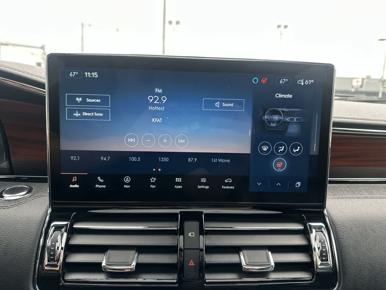 Thumbnail: 2024 Lincoln Navigator - 8