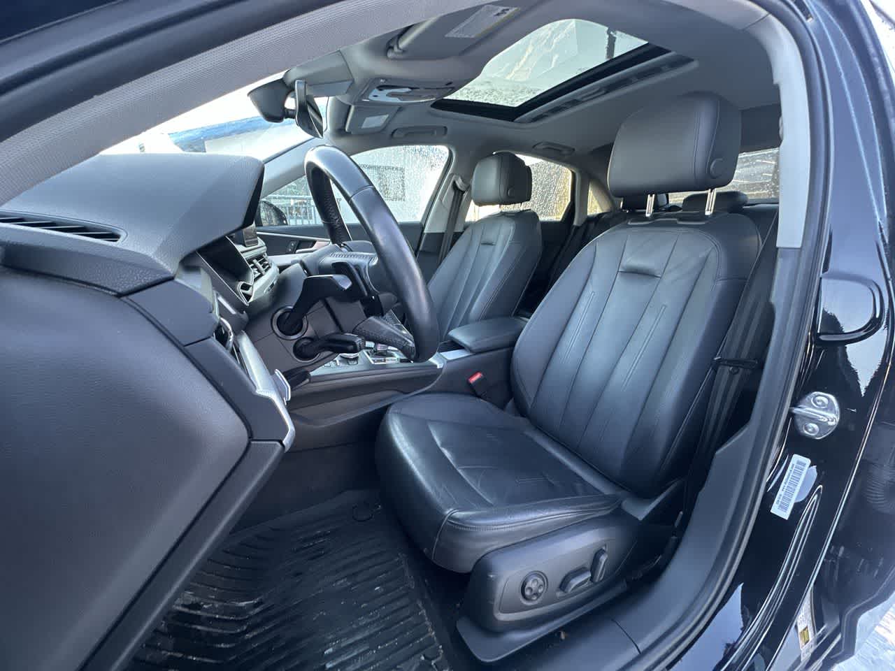 Thumbnail: 2017 Audi A4 - 2