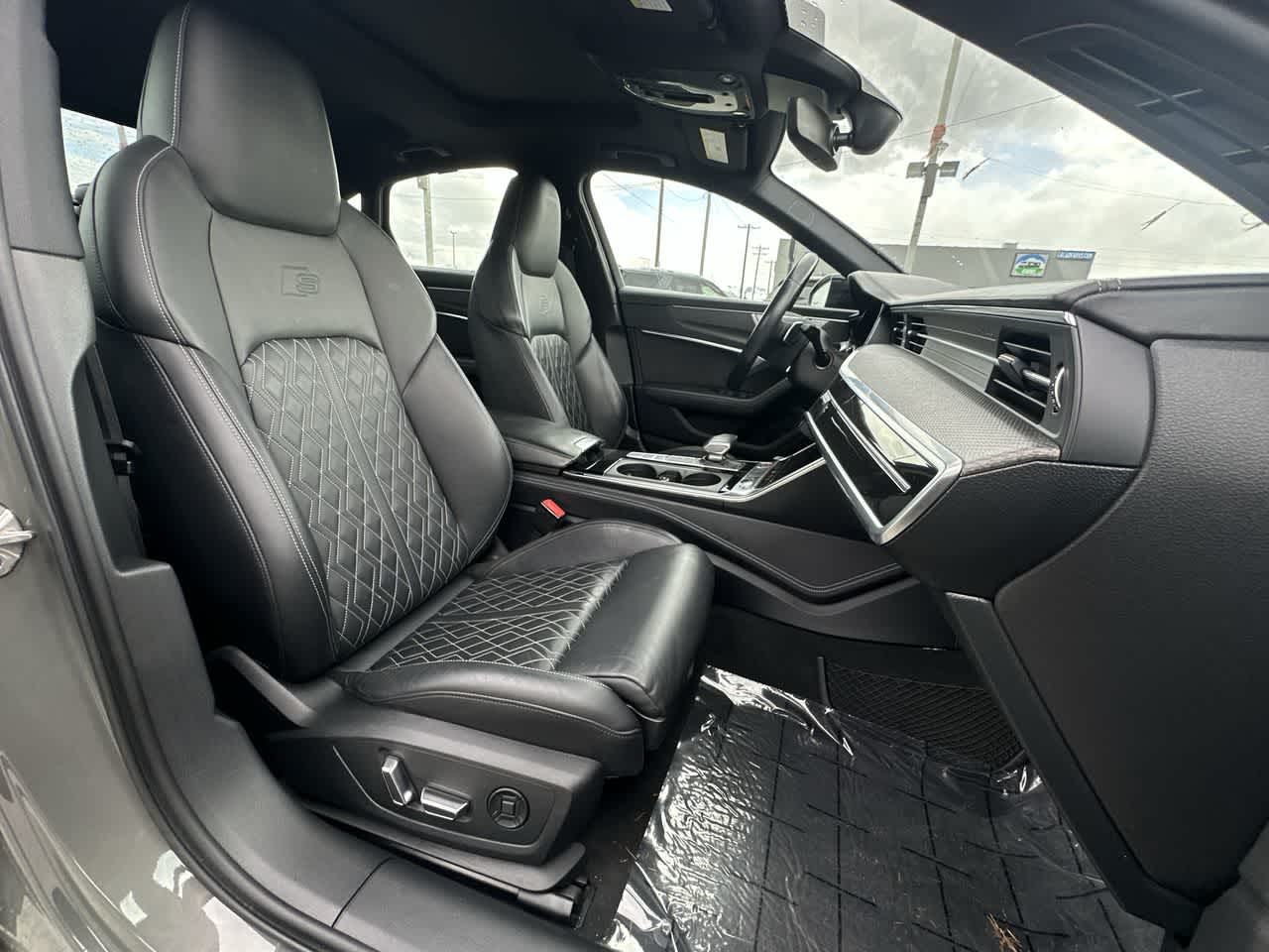 Thumbnail: 2022 Audi S6 - 19