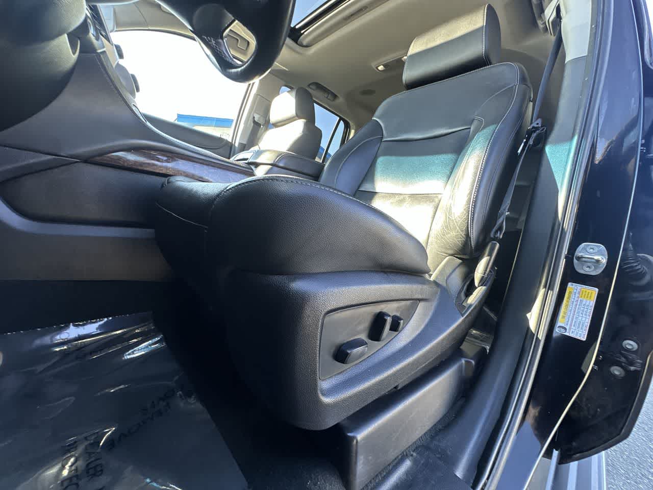 2020 Gmc Yukon SLT photo 4