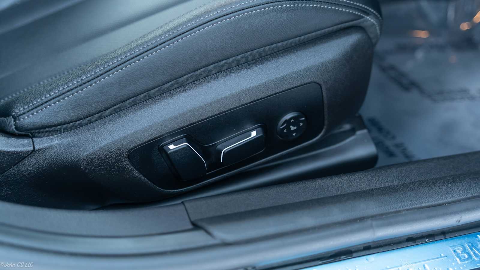 Thumbnail: 2025 BMW 3 Series - 18