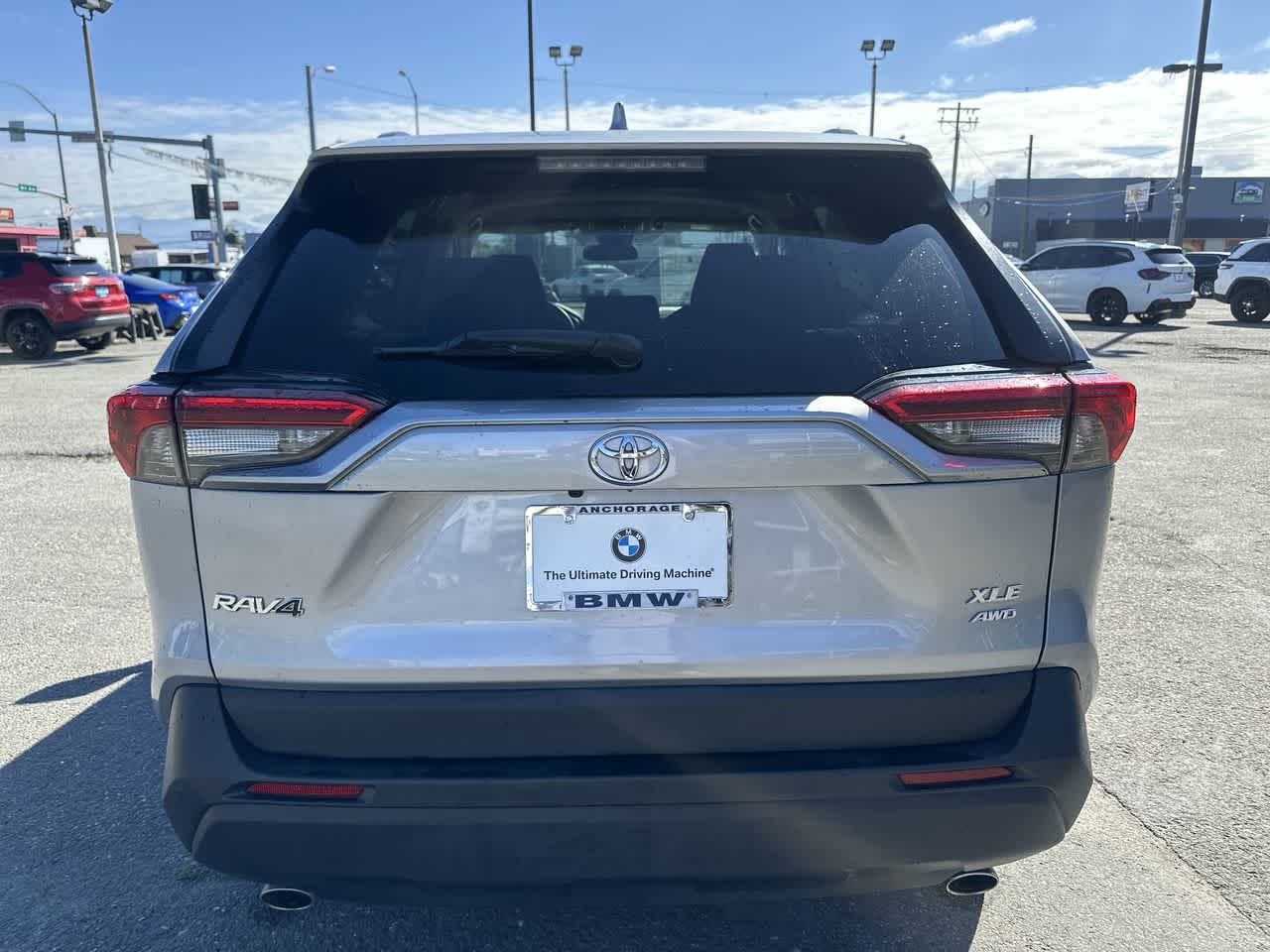 Thumbnail: 2022 Toyota RAV4 - 16