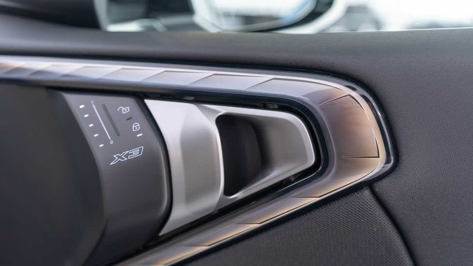 Thumbnail: 2026 BMW X3 - 23