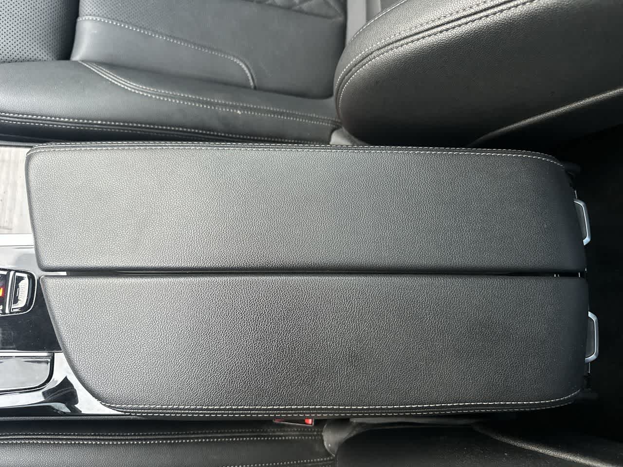 Thumbnail: 2022 BMW 5 Series - 15