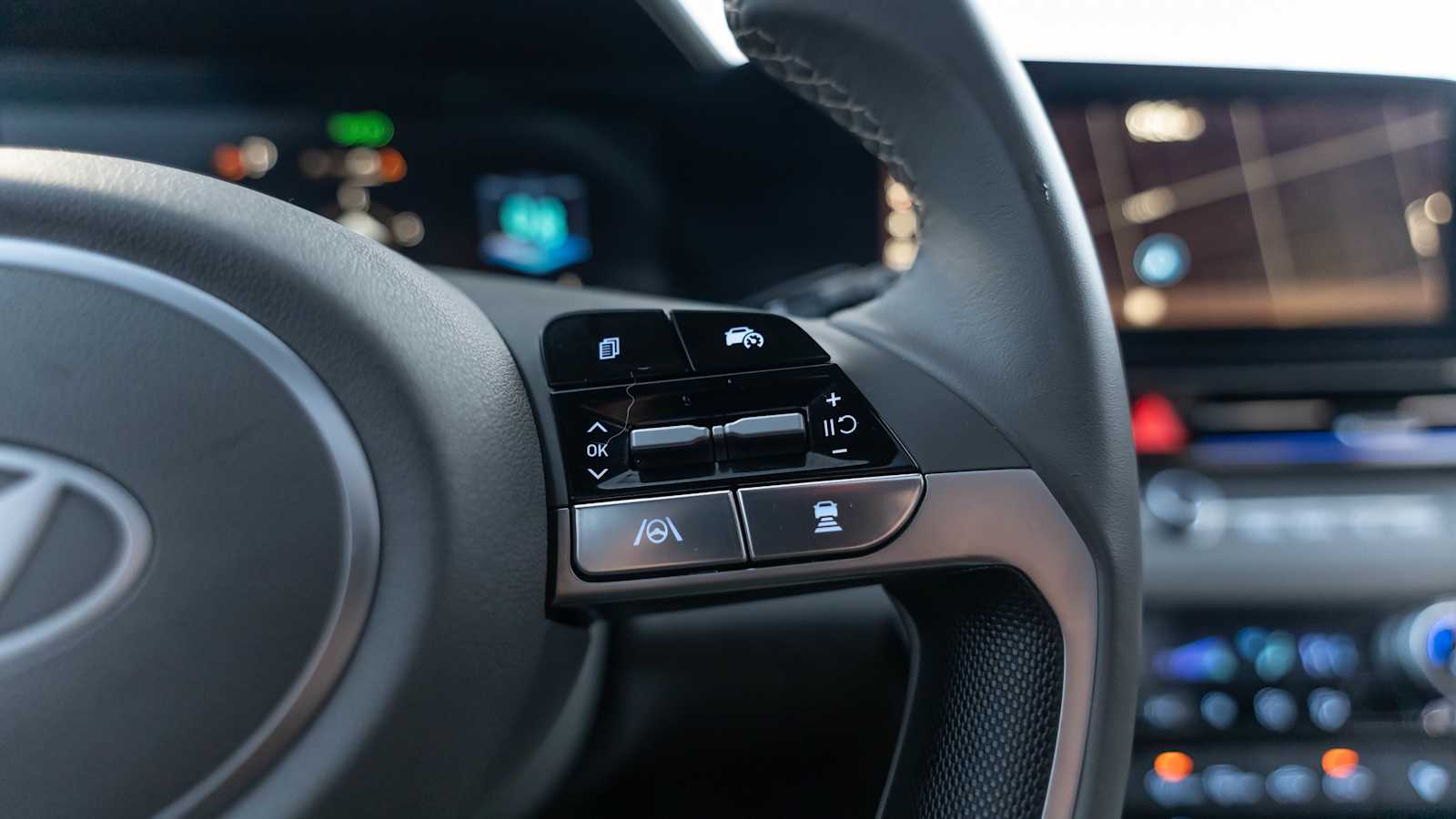 Thumbnail: 2024 Hyundai Elantra - 38