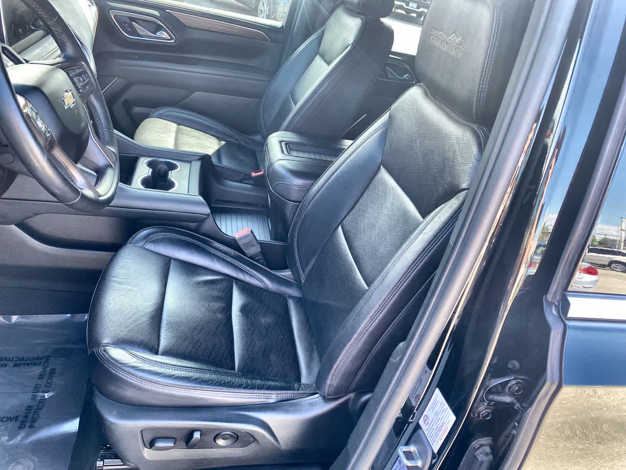 Thumbnail: 2023 Chevrolet Tahoe - 10