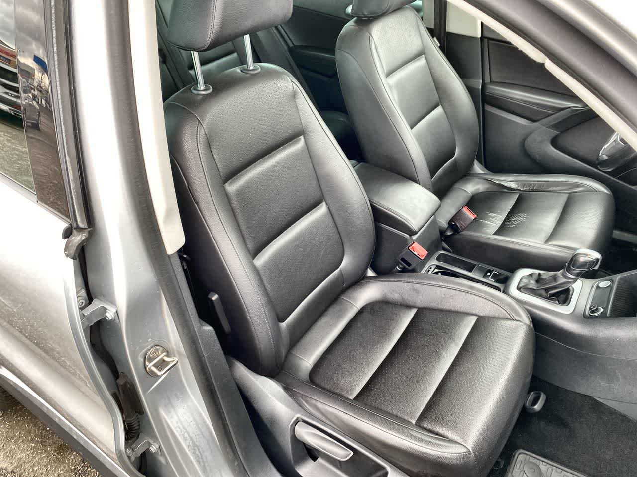 Thumbnail: 2017 Volkswagen Tiguan - 24