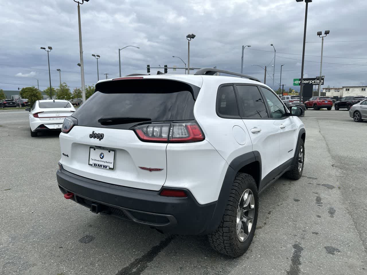 Thumbnail: 2019 Jeep Cherokee - 21