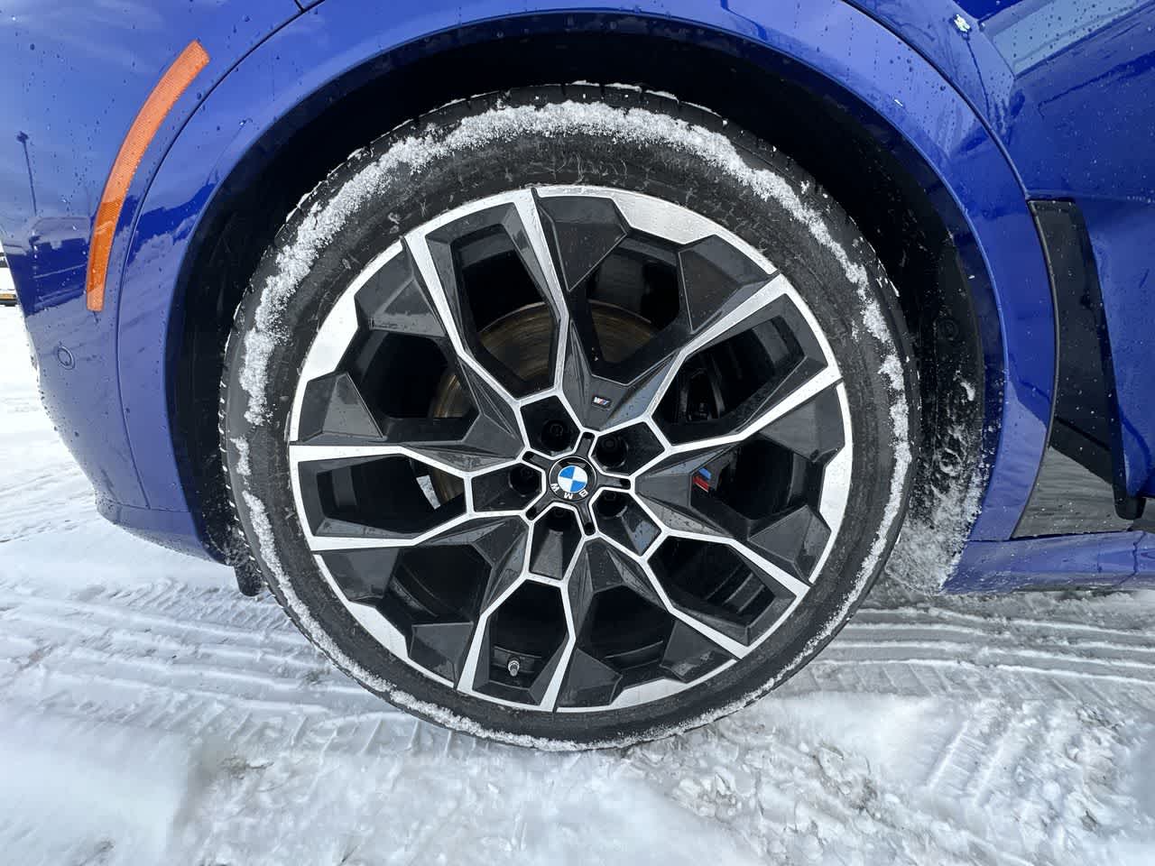 2025 Bmw X7 M60i photo 3