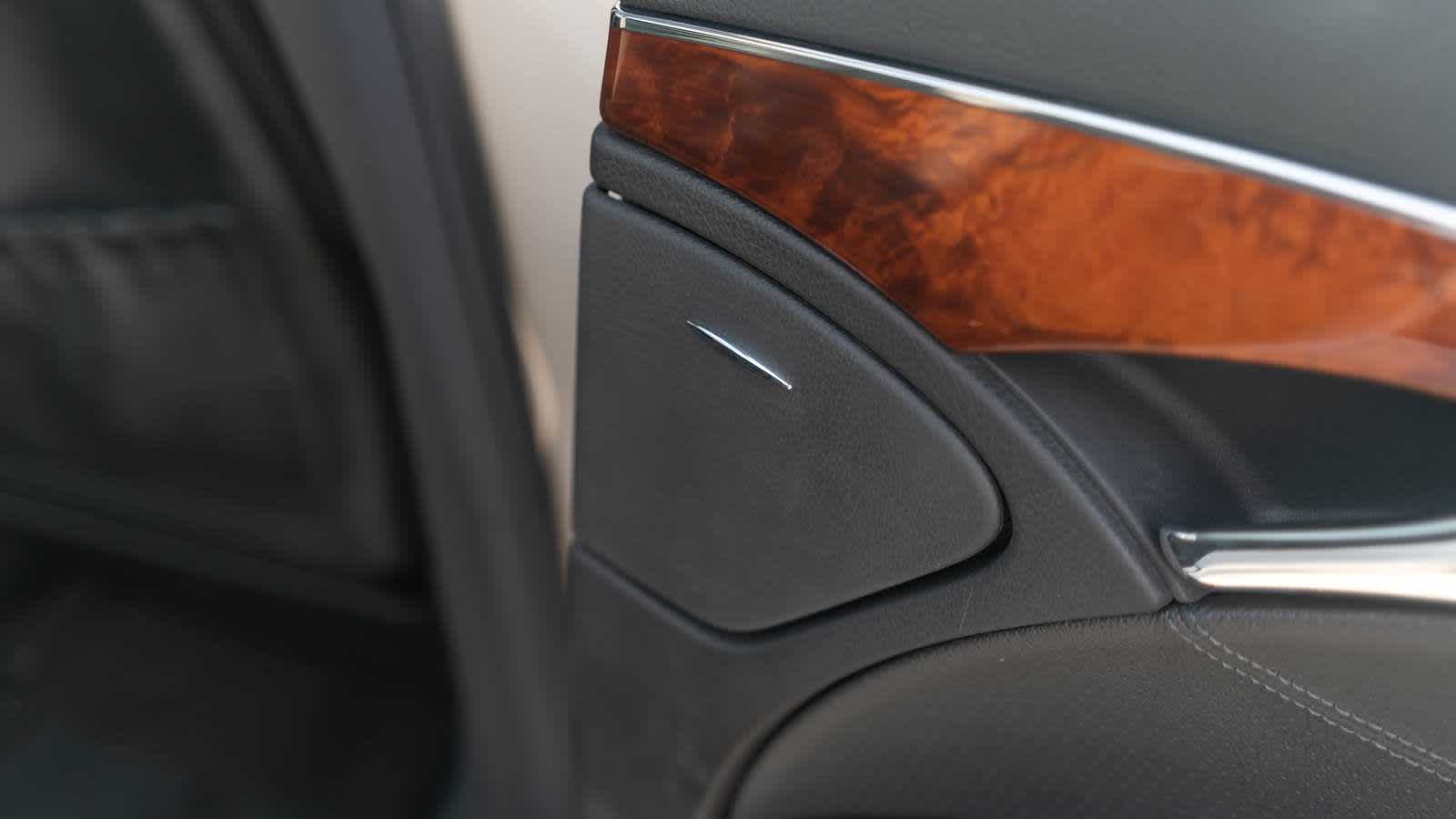 Thumbnail: 2004 Mercedes-Benz E-Class - 37