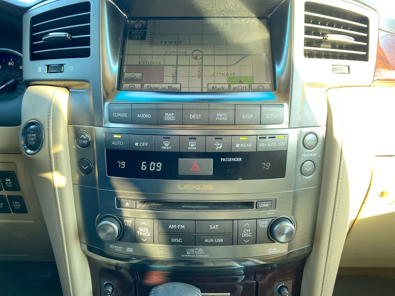 2010 Lexus LX 570 12