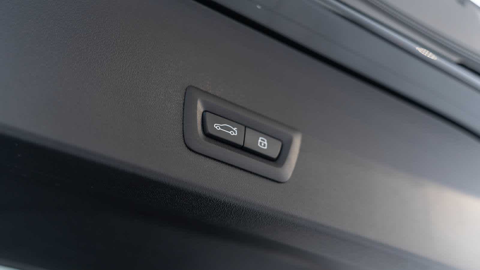 Thumbnail: 2026 BMW X3 - 9