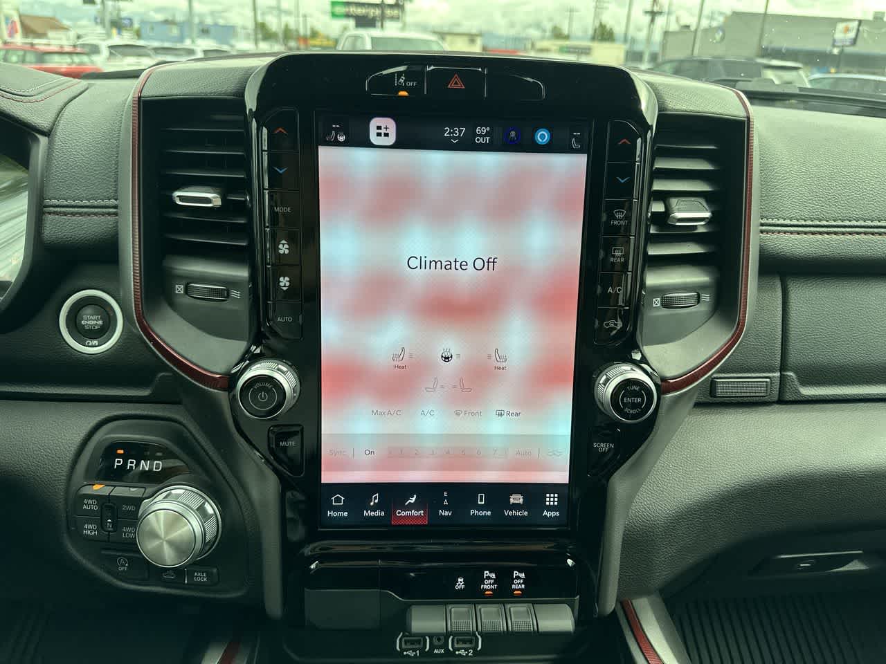 Thumbnail: 2025 RAM 1500 - 13