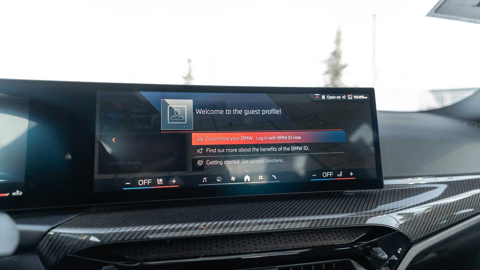 Thumbnail: 2025 BMW 3 Series - 38