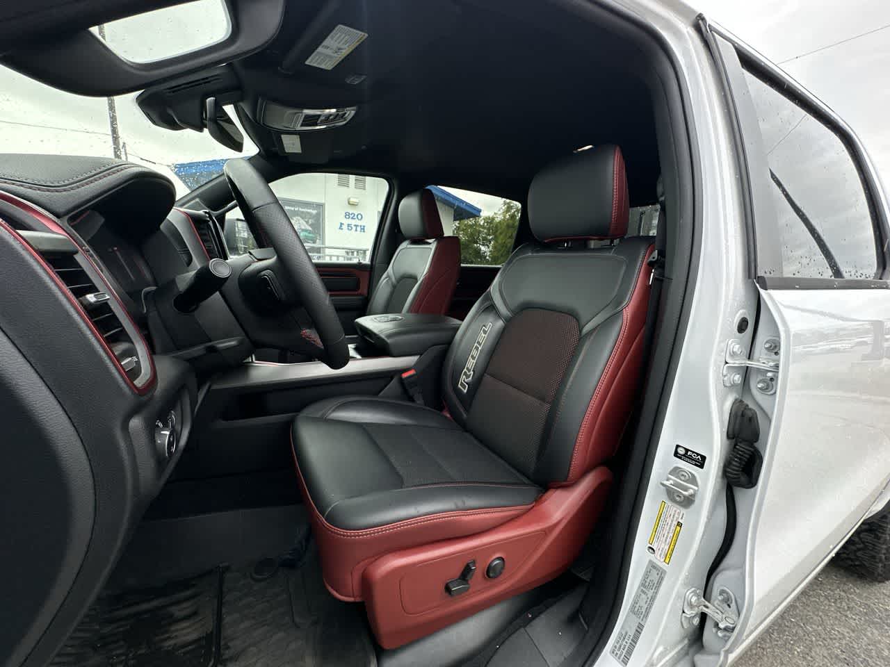 Thumbnail: 2025 RAM 1500 - 2