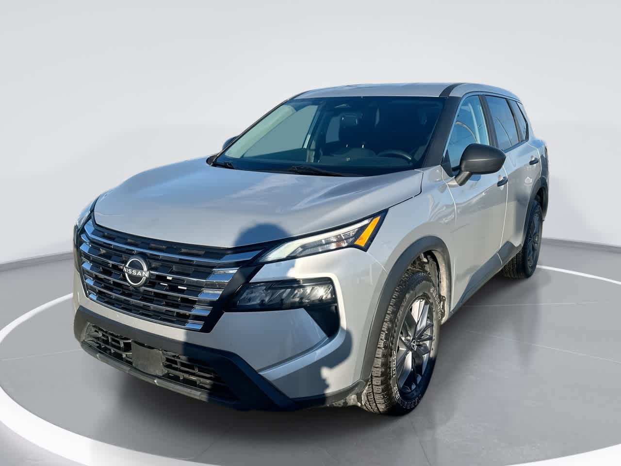 2024 Nissan Rogue S's photo