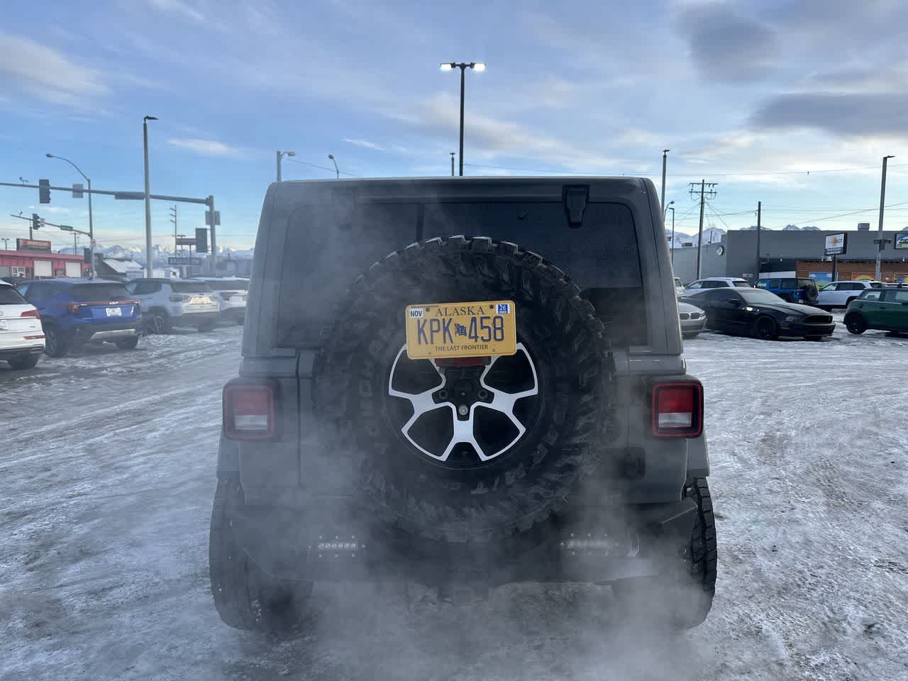 Thumbnail: 2022 Jeep Wrangler - 17