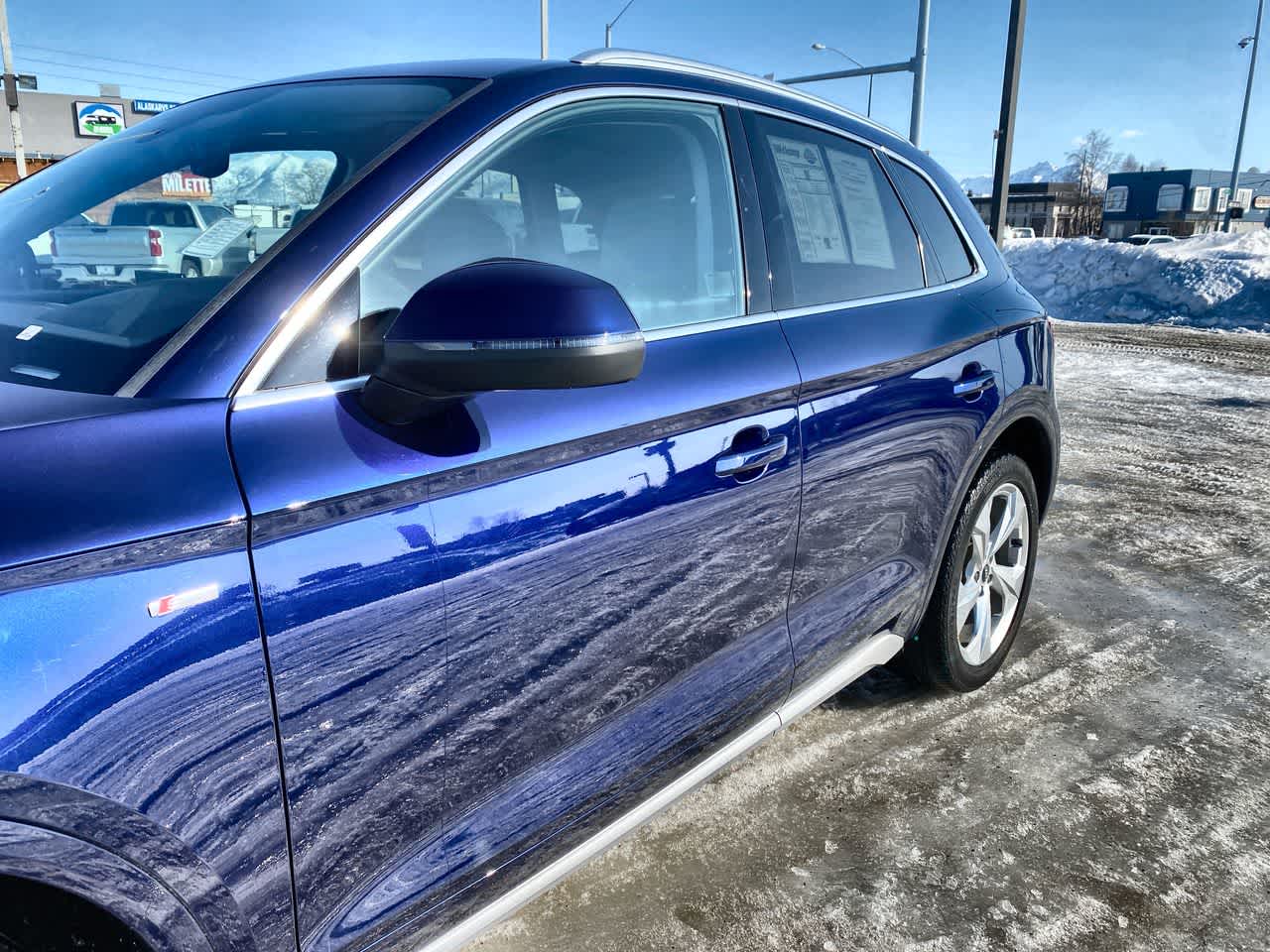 Thumbnail: 2022 Audi Q5 - 8