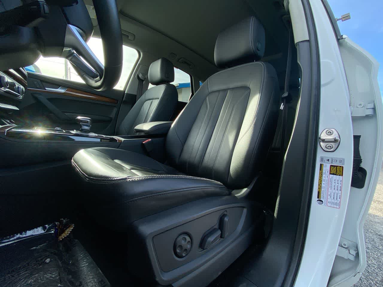 Thumbnail: 2023 Audi Q5 - 4