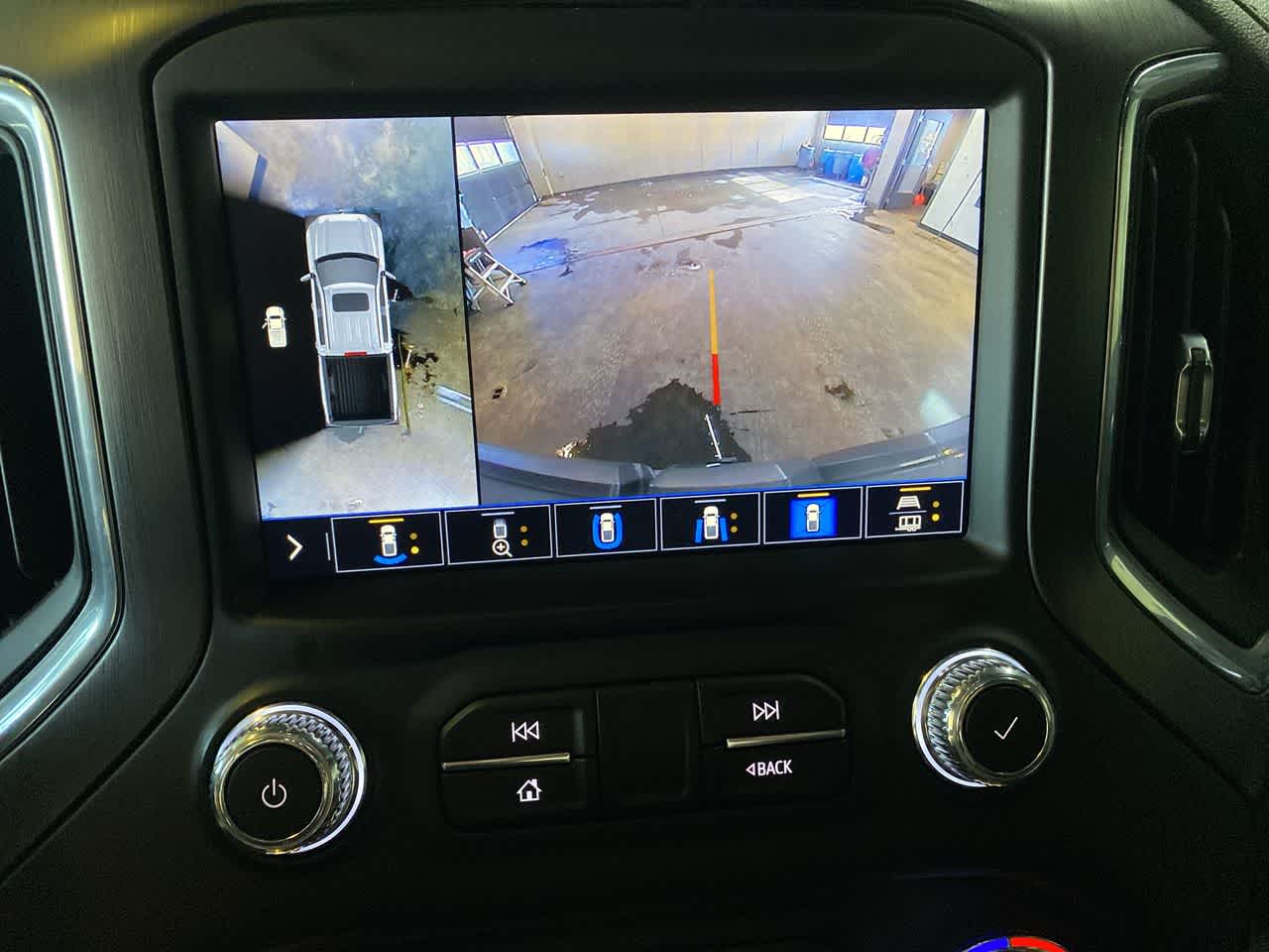 Thumbnail: 2020 GMC Sierra 1500 - 17