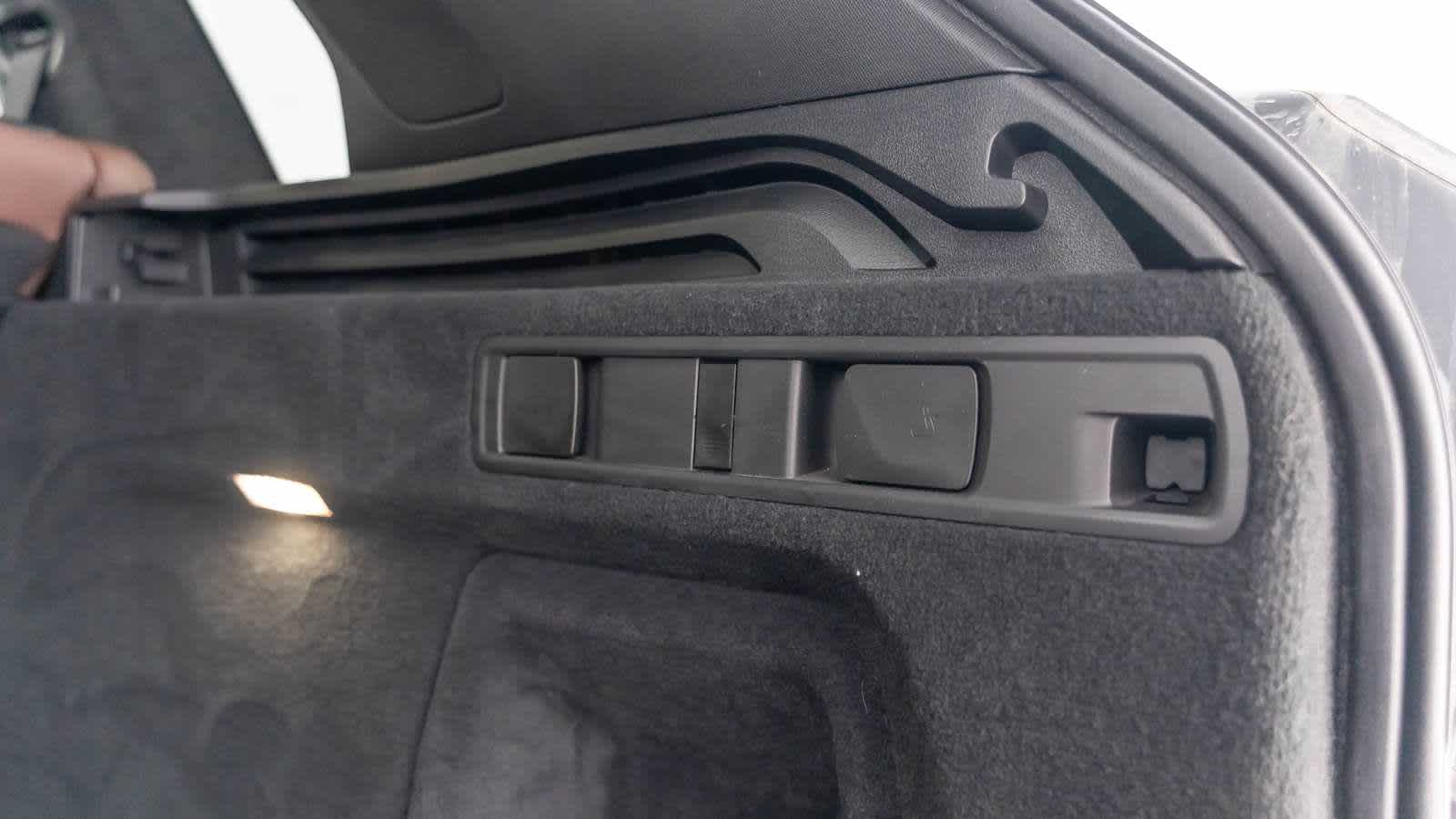 Thumbnail: 2021 BMW X5 - 17