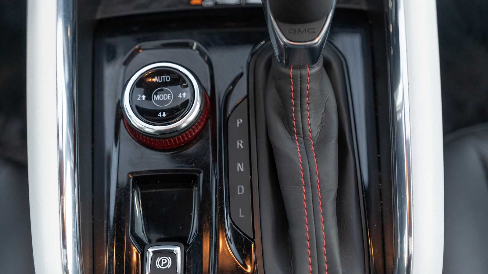 Thumbnail: 2024 GMC Canyon - 41